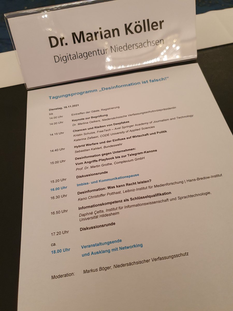 Heute mal ein Blick etwas über den Tellerrand auf dem Event zu #Digitalisierung und Desinformation des <a href="/LfV_NI/">Verfassungsschutz Niedersachsen</a>. Mit 2G in Präsenz - mal schauen, wie lange das noch geht. Freue mich auf spannende Vorträge und Netzwerken.
