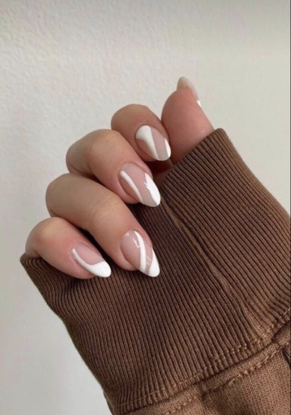 Inclined Pink French Almonds nail with White Tips – auraxnail