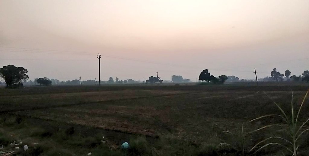 ਇੱਥੇ ਕੋਈ ਨਾ ਮਿਲਦਾ ਆਪੇ ਰੱਬ ਮਿਲਾਉਂਦਾ ਏ, 
ਮਿਲਨਾ-ਵਿੱਛੜ੍ਹਨਾ ਸੱਭ ਕਿਸਮਤ ਦੇ ਚੱਕਰ ਨੇ। 
ਜਿਹੜੇ ਇਸ ਜਹਾਨੋਂ ਇੱਕ ਦੂਜੇ ਤੋਂ ਵਿੱਛੜ ਗਏ, 
ਖੌਰੇ ਕਿਸ ਜਹਾਨੇ ਮੁੜ ਉਹ ਜਾ ਕੇ ਟੱਕਰਨੇ। 
🤍🤍🤍