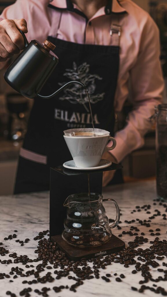 Basso2012_'s tweet photo. Any coffee lover here?? 🙋🏻‍♂️

This is a short video made for @ellamiadubai, the beautiful cafe situated in @slsdubai, my favorite place for my breakfast 😋

Anyway…just wanted to say hi also to @lavazzamena @lavazzaofficial @lavazzait 👋🏼😜
-
-
-
#coffee #… https://t.co/XePeuzdX6b https://t.co/NusZqupunD