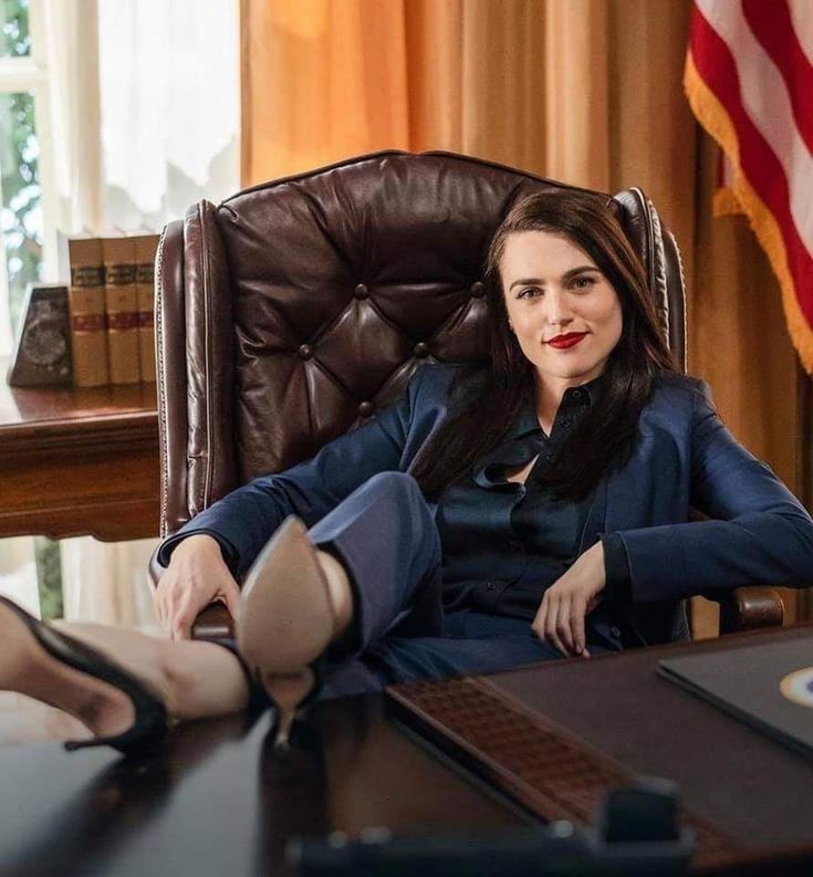 Lena Luthor Brasil tweet media