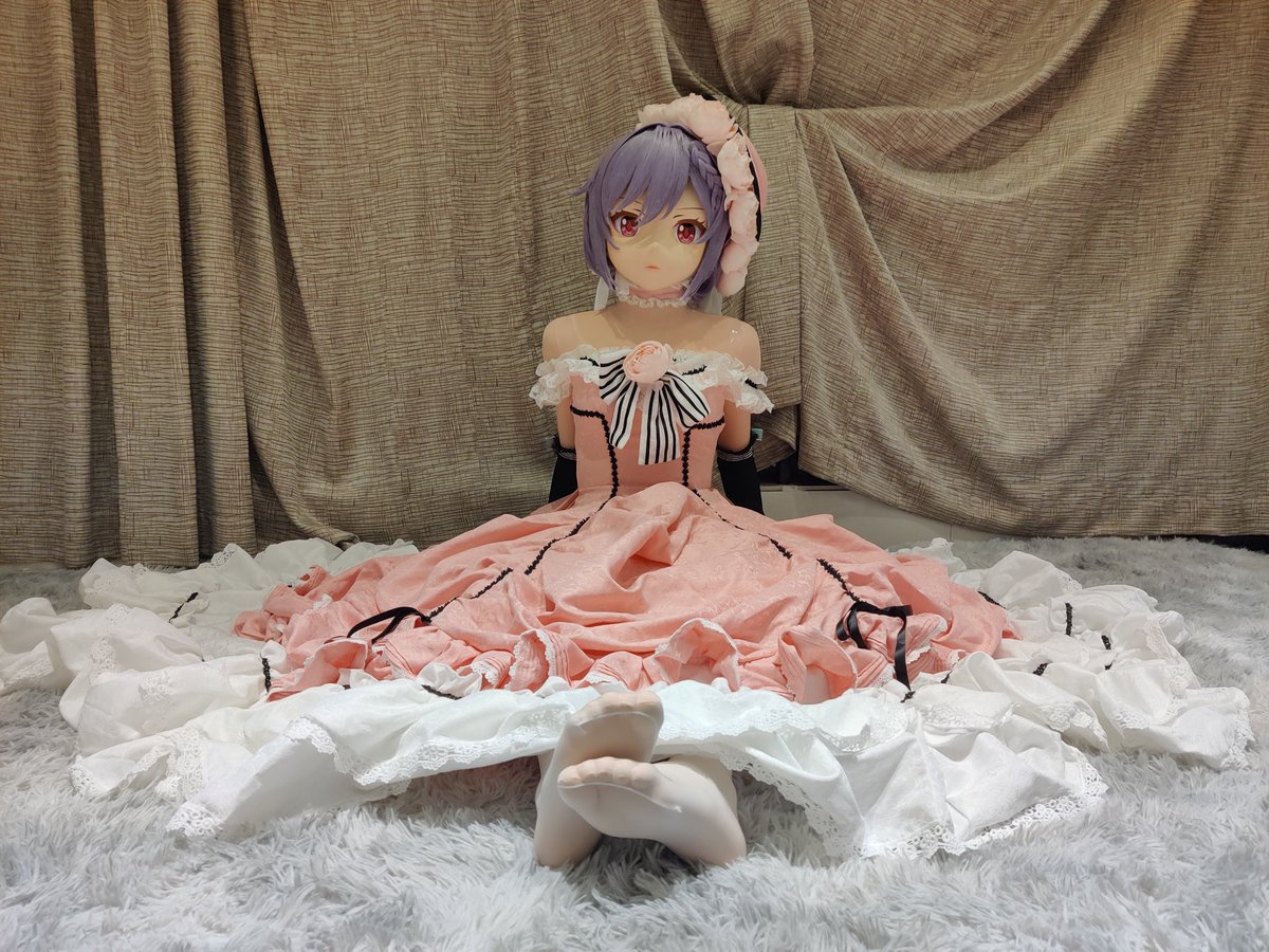 夏尔的知更鸟真好看，希望不要有人说我乱穿衣服 https://t.co/td0HYoOqmO