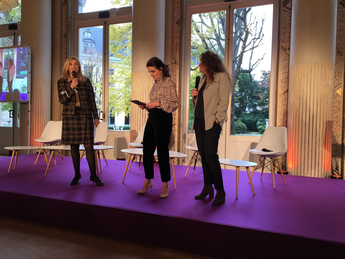 #10ansfinancielles c’est parti pour une après midi riche d’échanges avec des personnalités ultra inspirantes et une ouverture par les 2 co présidentes ⁦<a href="/financielles/">Financi'Elles</a>⁩