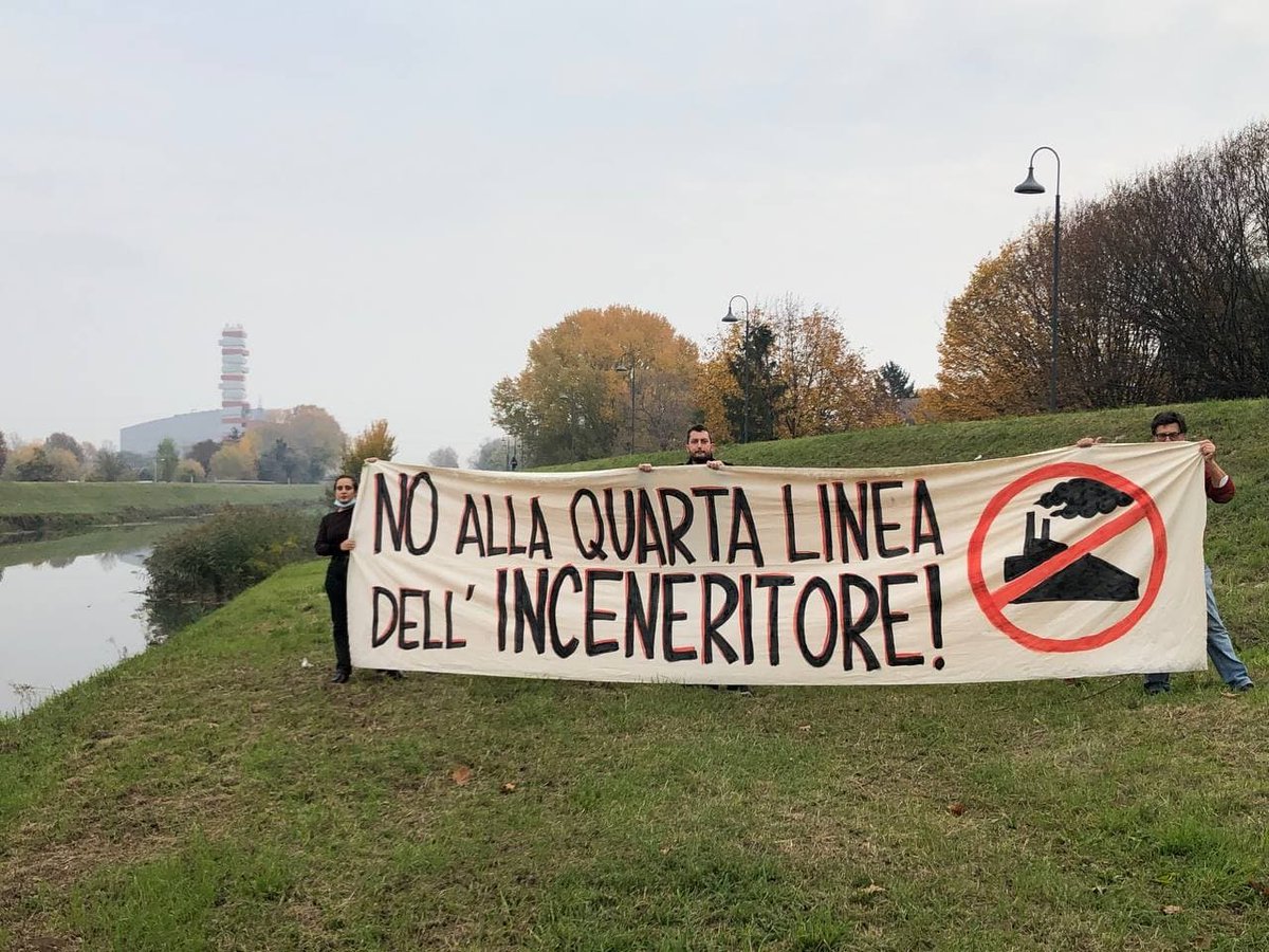 LendaroLuca's tweet photo. Rifiuti a #Padova, che fare?
Tre punti semplici semplici. https://t.co/cFouGFGqJk