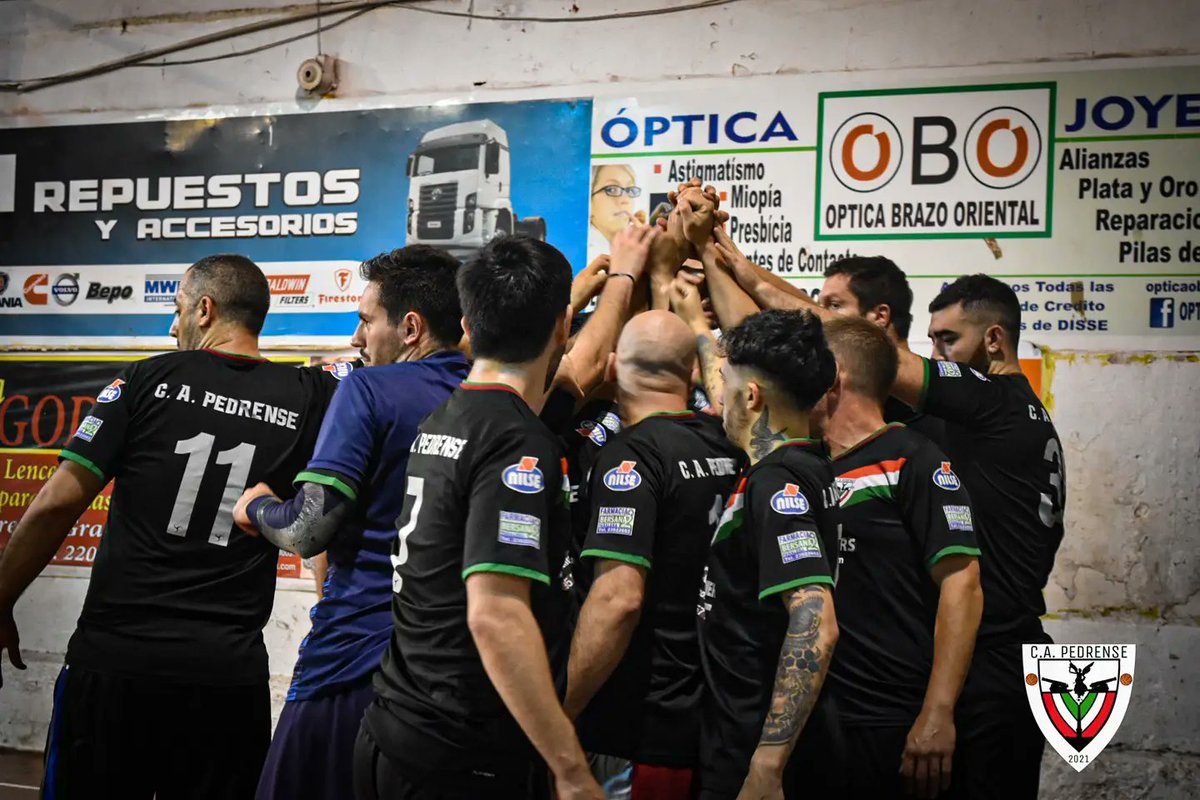 CPedrense's tweet photo. Comenzamos a competir en Basketball. Ayer fue derrota por 75-70 ante Los Panas, pero se dejó una muy buena imagen. Esto recien comienza y se vienen grandes cosas!! #vamospedrense https://t.co/ncYO0E6rZ5