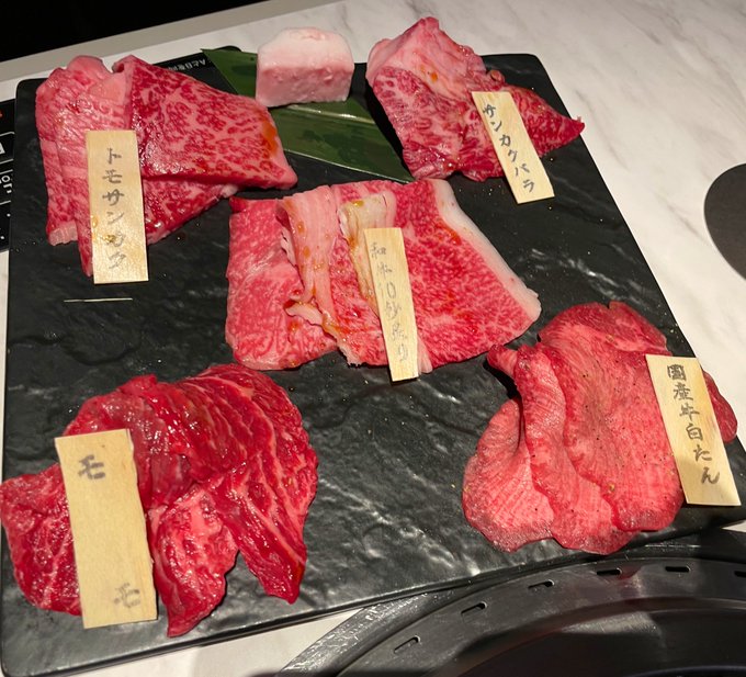 遅くなりましたサンクリお疲れ様でしたー
スペースに来てくださった方ありがとうございます!!
打ち上げはお肉でしたー!! 