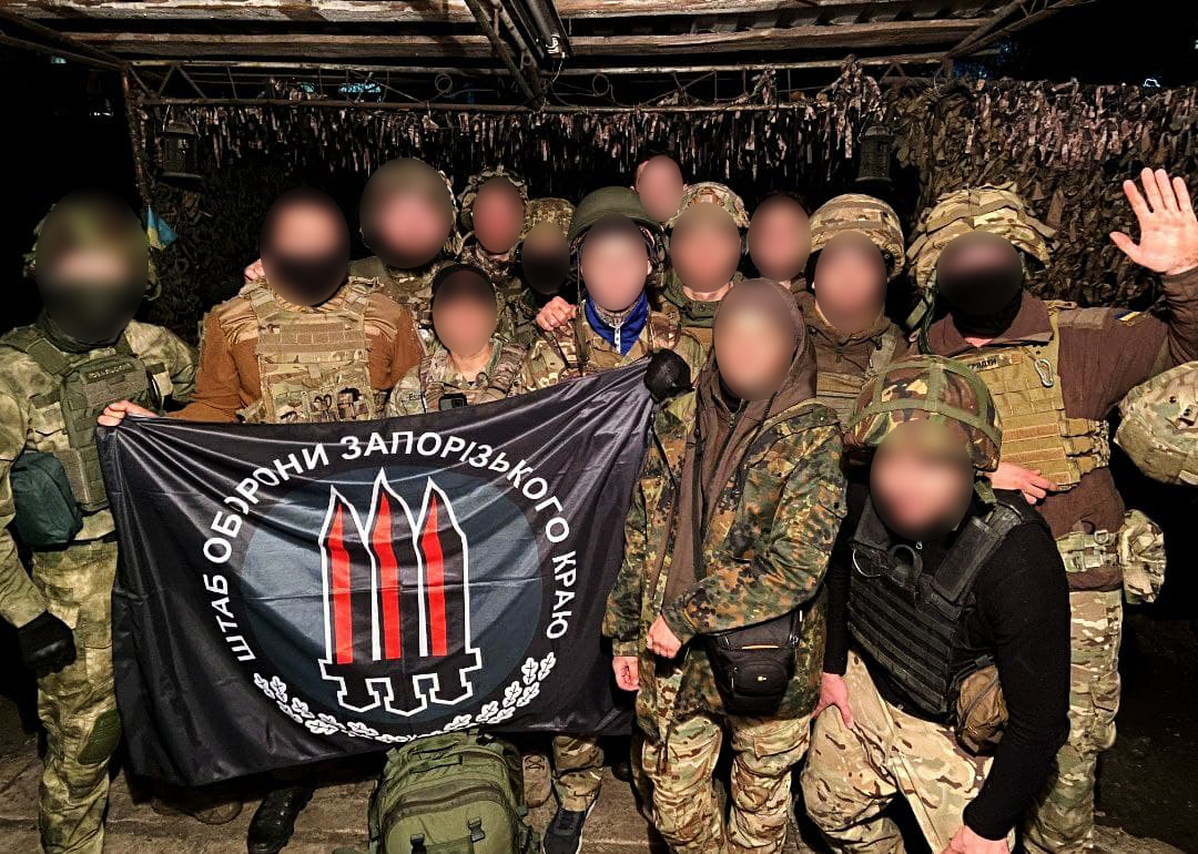 Nationalcorpszp's tweet photo. На цих вихідних медики ДУК ПС провели для представників Штабу оборони заняття з MARCH, алгоритму надання першої допомоги у польових умовах. Також учасники вишкілу відпрацьовували евакуацію поранених, надання допомоги при контузії https://t.co/F6VLKvxdxc