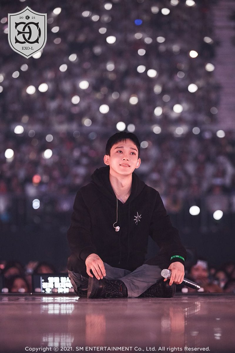 20_TanMin's tweet photo. Felicidades al amor de mi vida porque está siendo feliz con sus amores de la vida 
CONGRATULATIONS CHEN, WE LOVE YOU SO MUCH

#CHEN #첸 #엑소첸 @weareoneEXO https://t.co/hAkbqULpui
