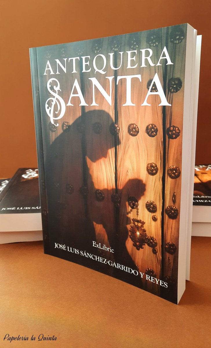 PAPELERIALAQUIN's tweet photo. " Antequera Santa " el nuevo libro de José Luis Sánchez-Garrido Reyes donde el autor descubrirá de forma brillante detalles curiosos, singulares e inéditos de la conocida < ciudad de las Iglesias >
#Antequera #Exlibric #patrimoniocultural #iglesias
📷 @escarlatillatar https://t.co/Xkmp4MMSzp