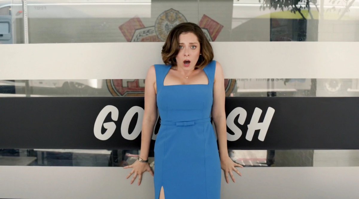 yourfavisbi's tweet photo. rebecca bunch from crazy ex girlfriend is bisexual https://t.co/uxyexZ4tbt