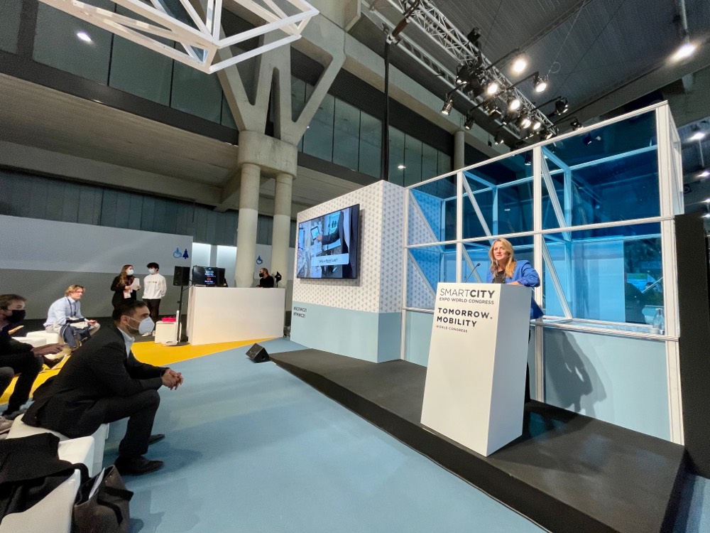 C_Tecnologic's tweet photo. 💡 Participem a l'Innovation Zone de l'@SmartCityexpo i presentem el #BCNRetailLab, un projecte publicoprivat per personalitzar la #digitalització dels comerços.
🚀 Amb la participació de @bcn_ajuntament, @barcelonactiva, @BCN_Comerc i @beabloo. #SCEWC21
https://t.co/7lE7bNZl6O https://t.co/KAz0kGAxnV