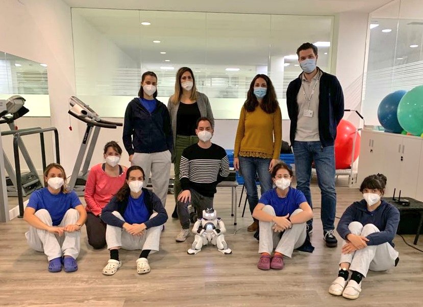 inrobics's tweet photo. Esta tarde hemos realizado una demostración de nuestra solución #inrobicsrehab en la @FundacionEMM. Muchas gracias por recibirnos, dedicarnos vuestro tiempo y valorar los posibles usos de la plataforma en usuarios con #EsclerosisMúltiple.
#inrobics #socialrobotics https://t.co/ivhxrxfRs3