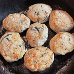 豆腐ハンバーグでヘルシー献立!罪悪感なくパクパク食べられる!