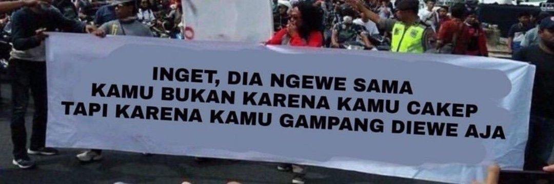 deactive account tweet media