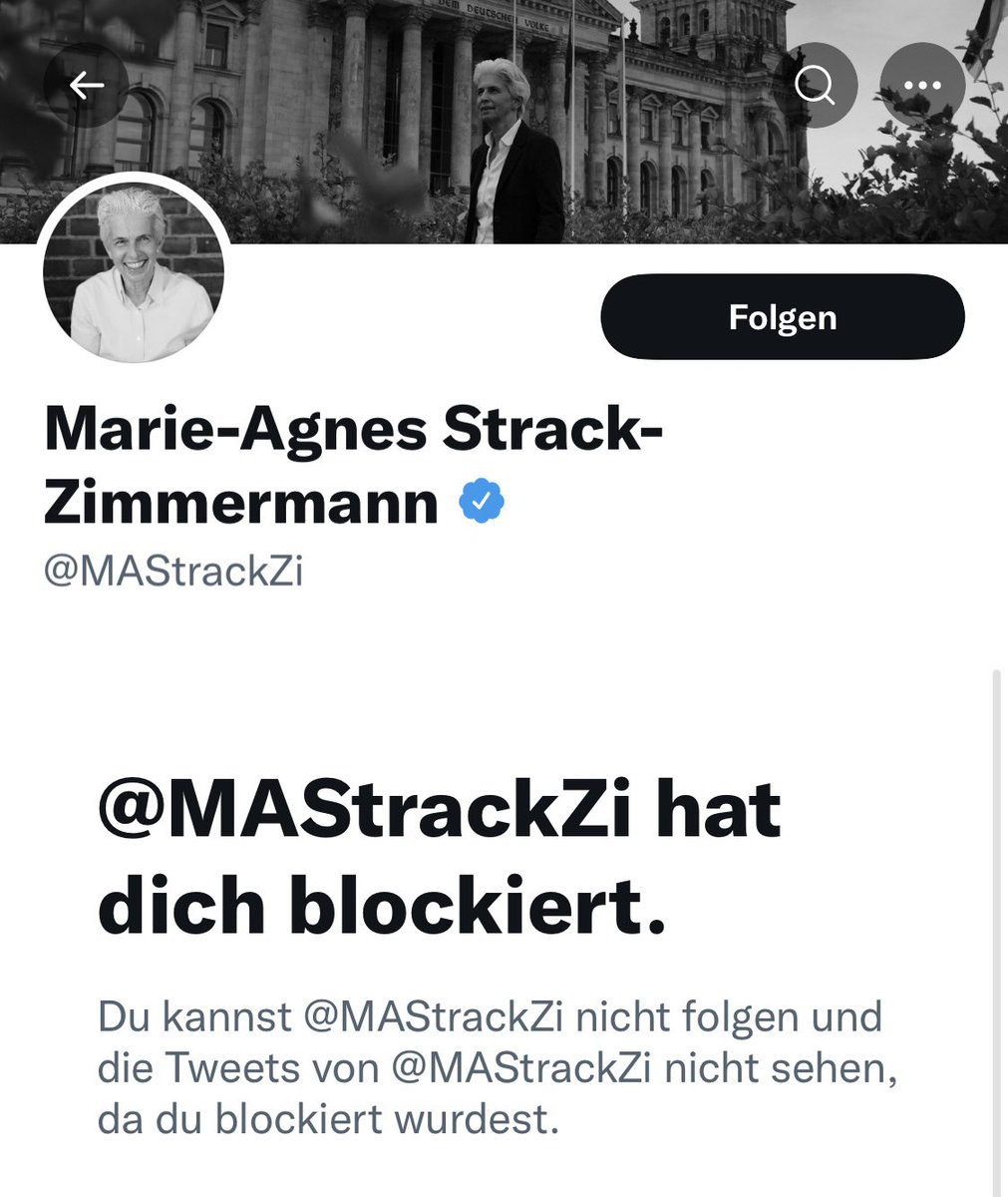 manaf12hassan's tweet photo. Ich habe mit ihr sachlich diskutiert &amp; finde ihre Entgleisungen der letzten Tage unglaublich verantwortungslos &amp; populistisch. „Terrorisieren“ tun Menschen wie Al-Baghdadi &amp; Osama Bin Laden. Keine normalen Menschen, die sich einfach nur nicht impfen lassen. Liberal, egal, egal. https://t.co/9DKvvlZ1Qd