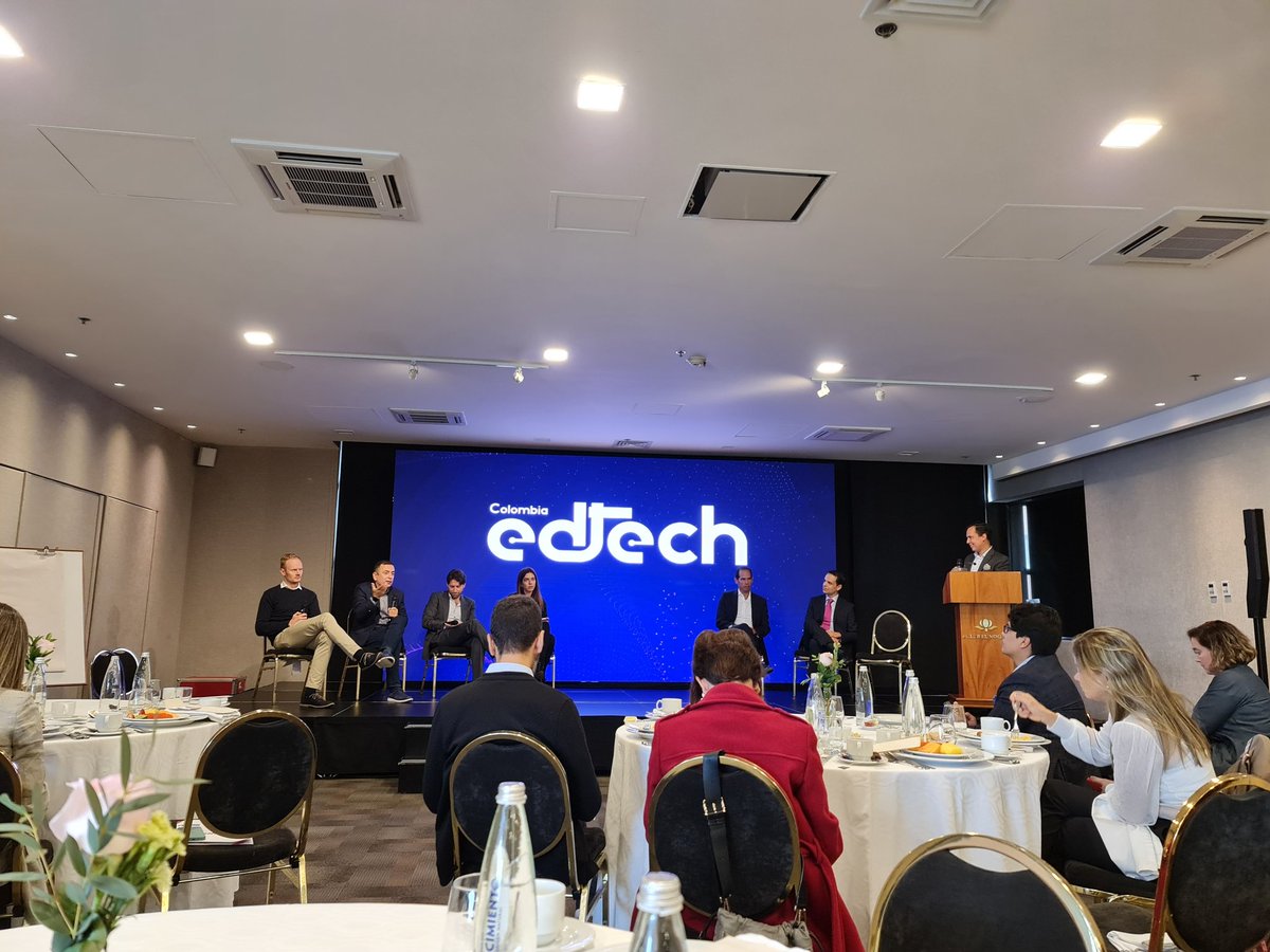 smchicag's tweet photo. Lanzamiento Gremio EdTech Colombia. 1.Promocionar la Industria Edtech 2.Contribuir a la transformación digital de la Educación 3.Formación para la 4RI 4.Ecosistema EdTech 5.Fortalecer EdTech en la política pública 6.Interlocución sectorial
#ColombiaEdTech @AulasAmigas https://t.co/g3Khm0UaJT