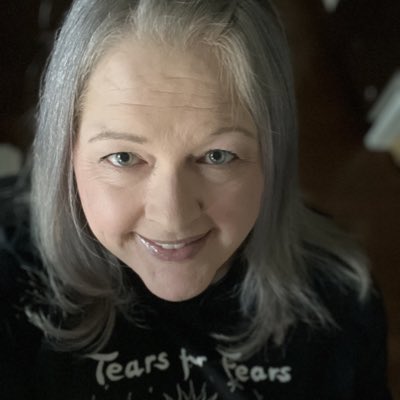 TamaraLHanson's tweet photo. #NewProfilePic #tfftuesday https://t.co/y0lHQbuP9v