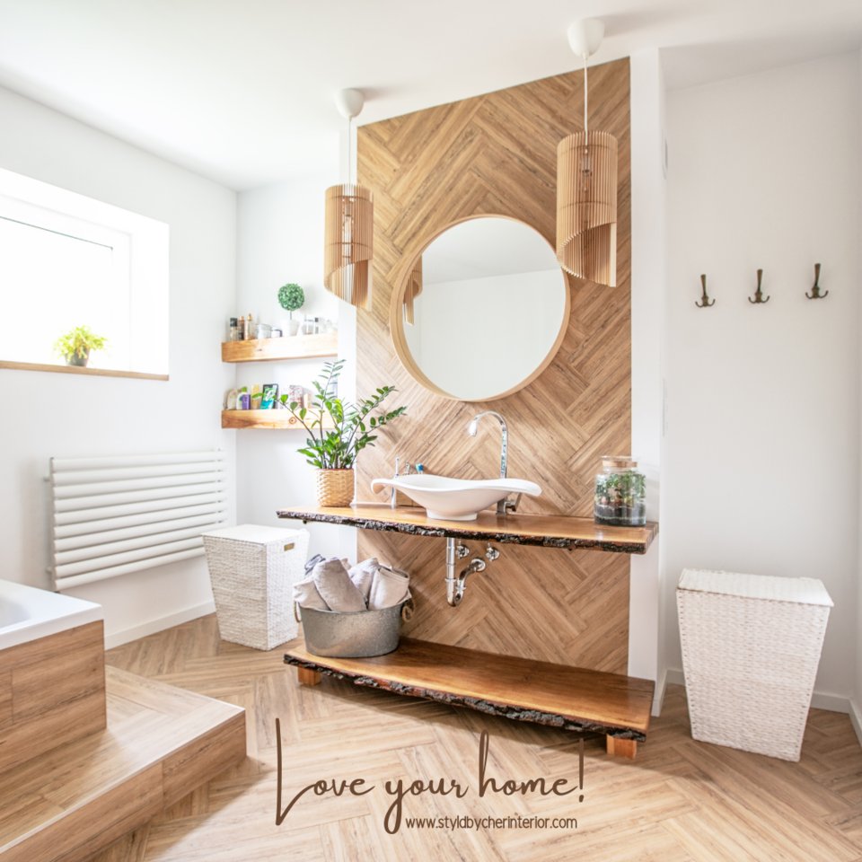 Love your home!  We love all the natural light and woods in this bathroom - don't you?  styldbycherinterior.com #loveyourspace #designinspiration #interiordesign #inspiration #interior #homedecor #interiordesigner #details #naturallight #detailsmakethedesign #interiorinspiration