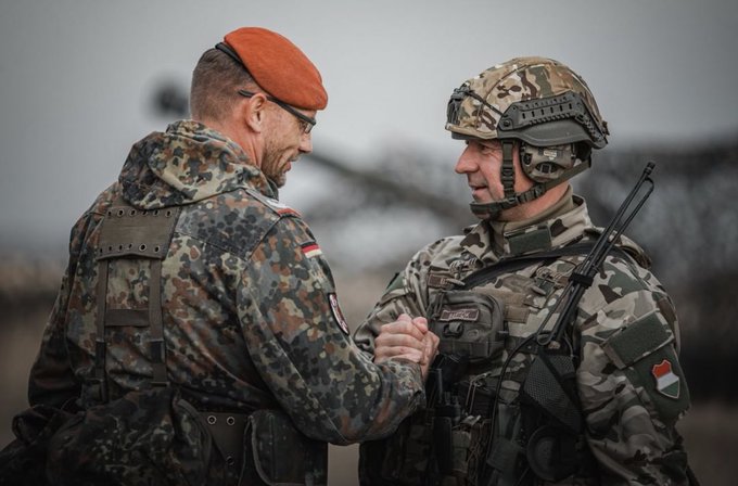 ドイツ連邦軍のtwitterイラスト検索結果 ドイツ連邦軍のtwitterイラスト検索結果