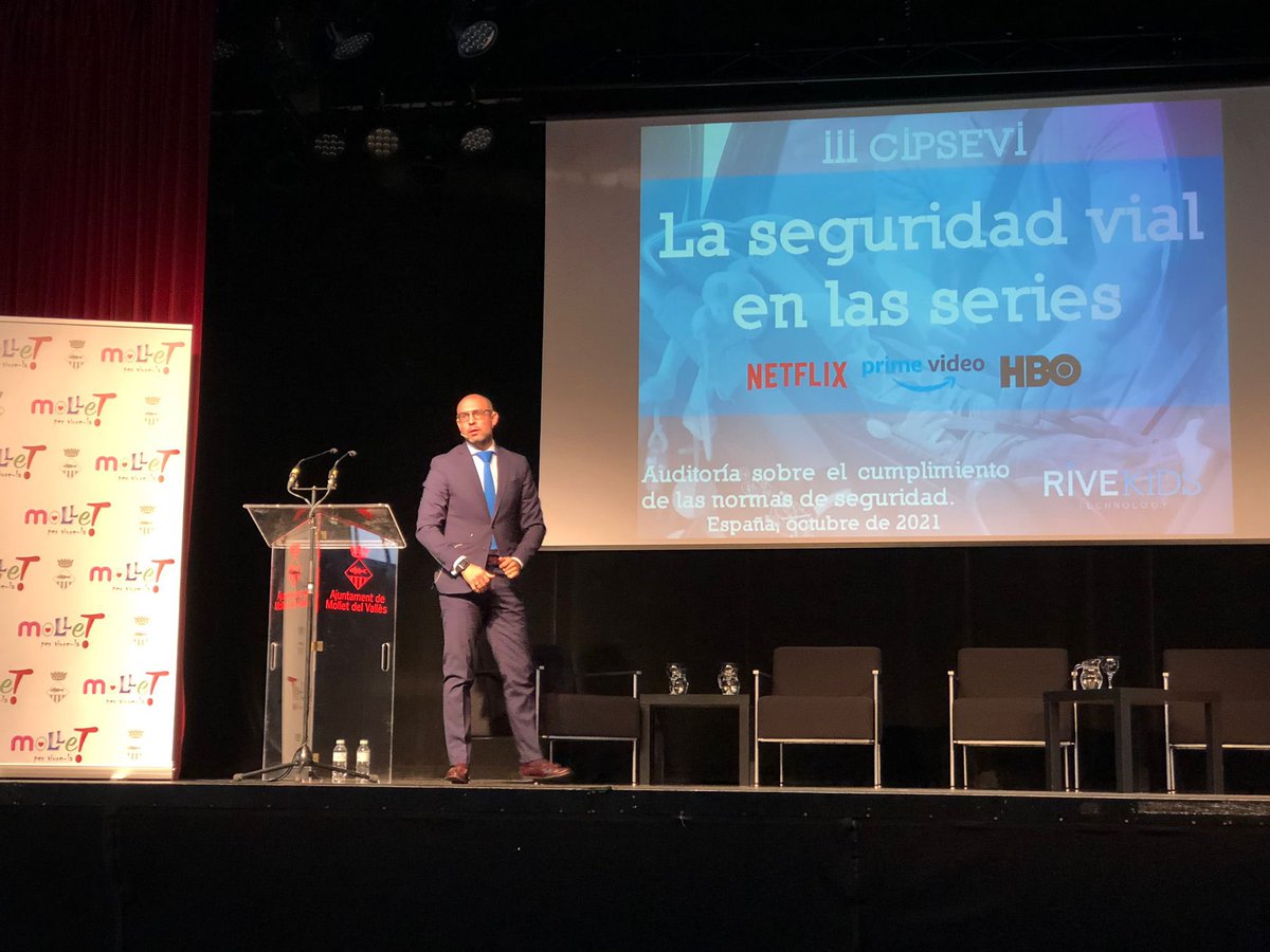 RiveKids's tweet photo. Y llegó el momento de RiveKids presentando una pequeña parte del estudio “La seguridad vial en las series”
#seguridadvial
#seguridadvial_rivekids 
#seguridadvial_series https://t.co/7zOXf1uSmD
