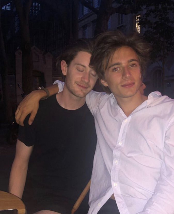 Cutest_Hedgehog's tweet photo. Last night was fun https://t.co/zkHCoEGlRI