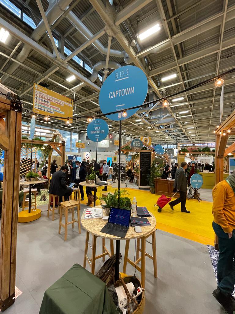 captown08's tweet photo. Venez nous rendre visite à l’entrée du pavillon 4, stand B12.3.

@salondesmaires 
@SINNYOOKO 
@ENCOREHlab 
@SNCFimmobilier 
@eticFR 
@CampusTiersLieu 
#SMCLTIERSLIEUX https://t.co/Qo4qWzjvh6