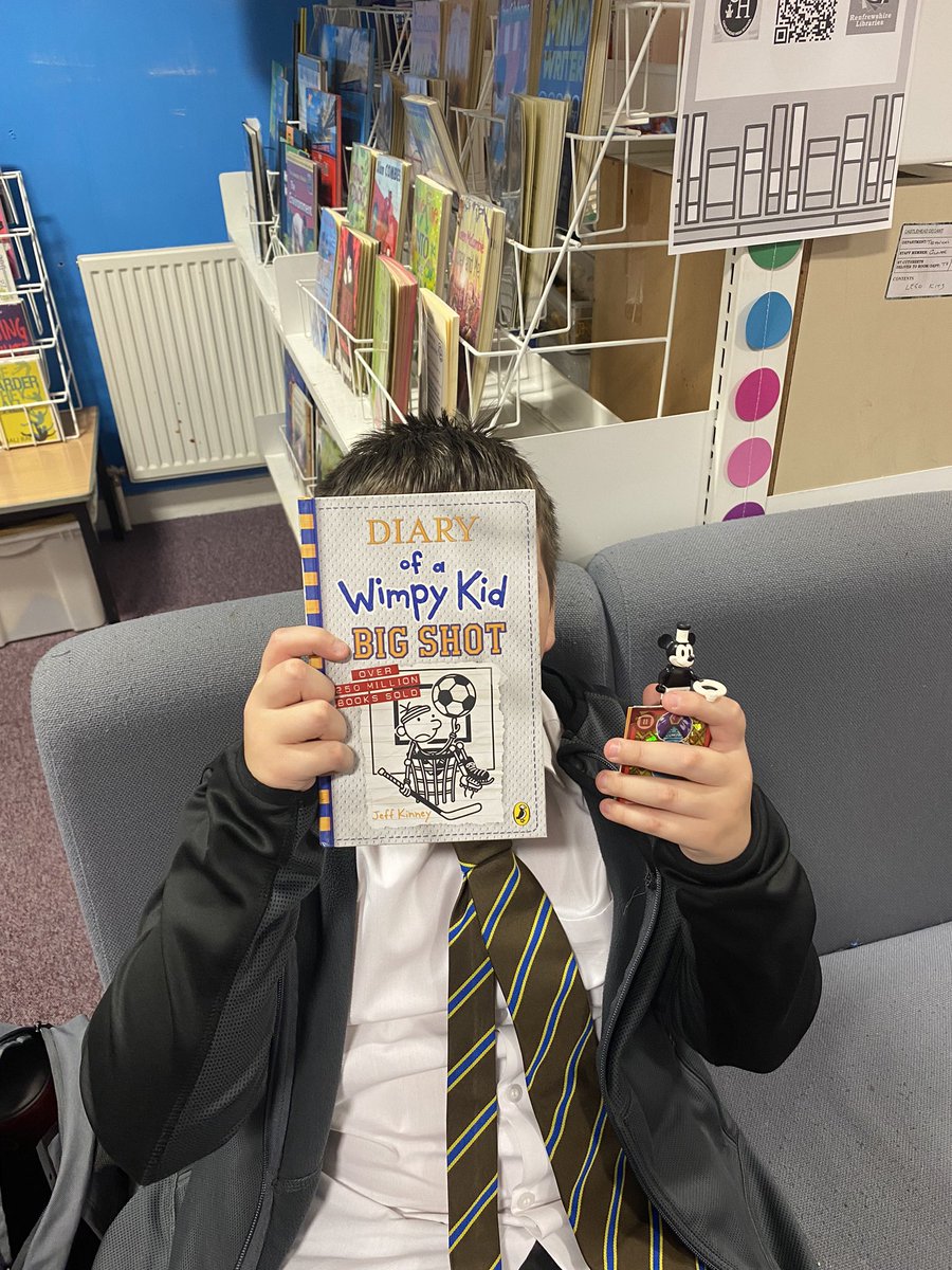 Castleheadhlib's tweet photo. L won a minifigure for solving the Lego book competition and has nearly finished the Wimpy kid book taken out this morning. Brilliant work! One of our helpers who loves Christmas also picked randomly the best Lego card! @CastleheadEngl1 https://t.co/fLiB0TTkHU