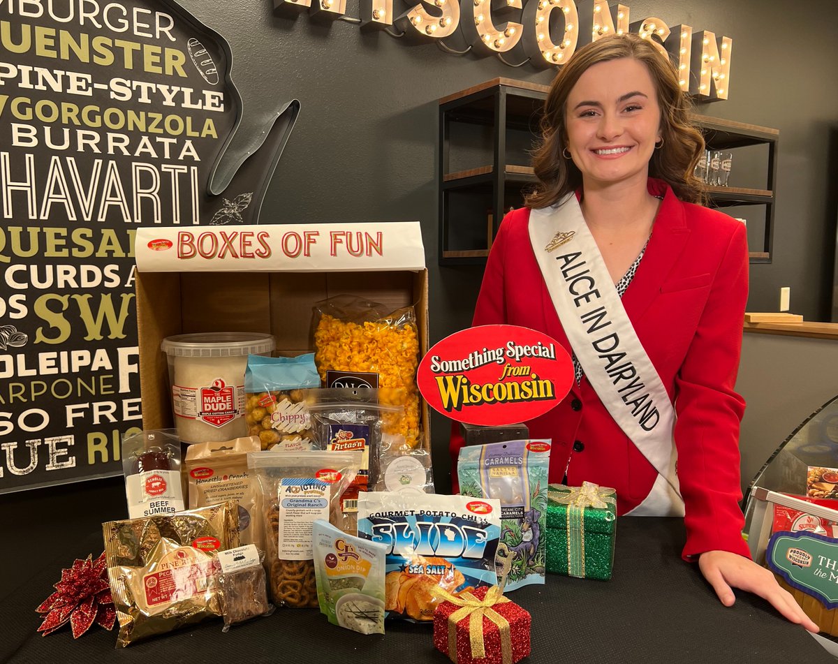 Have someone hard to shop for? 
The Boxes of Fun are curated boxes filled with unique, handcrafted items that are sure to add excitement and ‘fun’ to this holiday season!🎁🎉 
➡️online at christines-kitchens.com.   
 #TwiceAsNice #SSfW