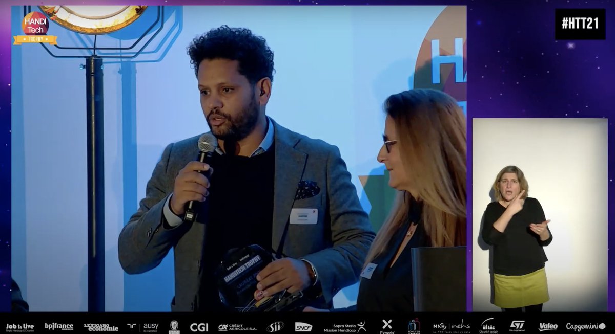 "A l'origine de HandSome, je souhaitais concilier le monde de la banque dans lequel je travaillais, et le monde du handicap dans lequel je vis. Ces prix récompensent les 2 ans de développement de la 1ère carte de paiement inclusive connectée au monde"
J Delamorte, CEO HandSome