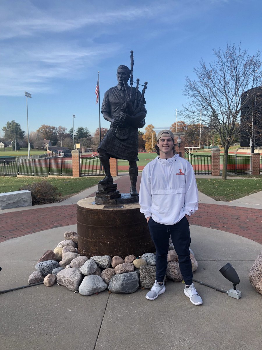 JosephViv44's tweet photo. Thank you for the amazing visit @RollScotsFB appreciate you having me out @MCBraunyBoy https://t.co/zYpc2XUGIA