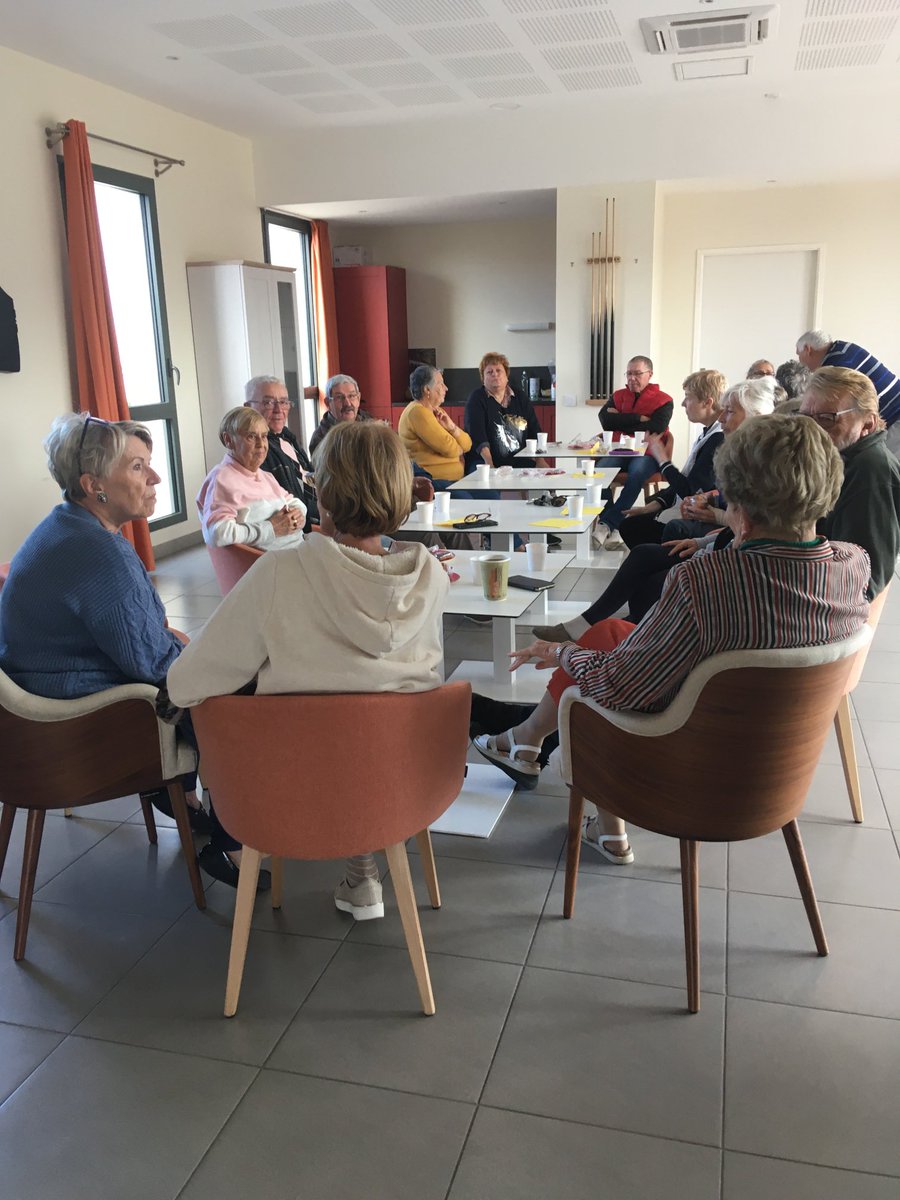 La pause café le mardi matin, qui permet aux résidents d’apprendre à mieux se connaître, est un rituel très apprécié aux Sénioriales de Pollestres...