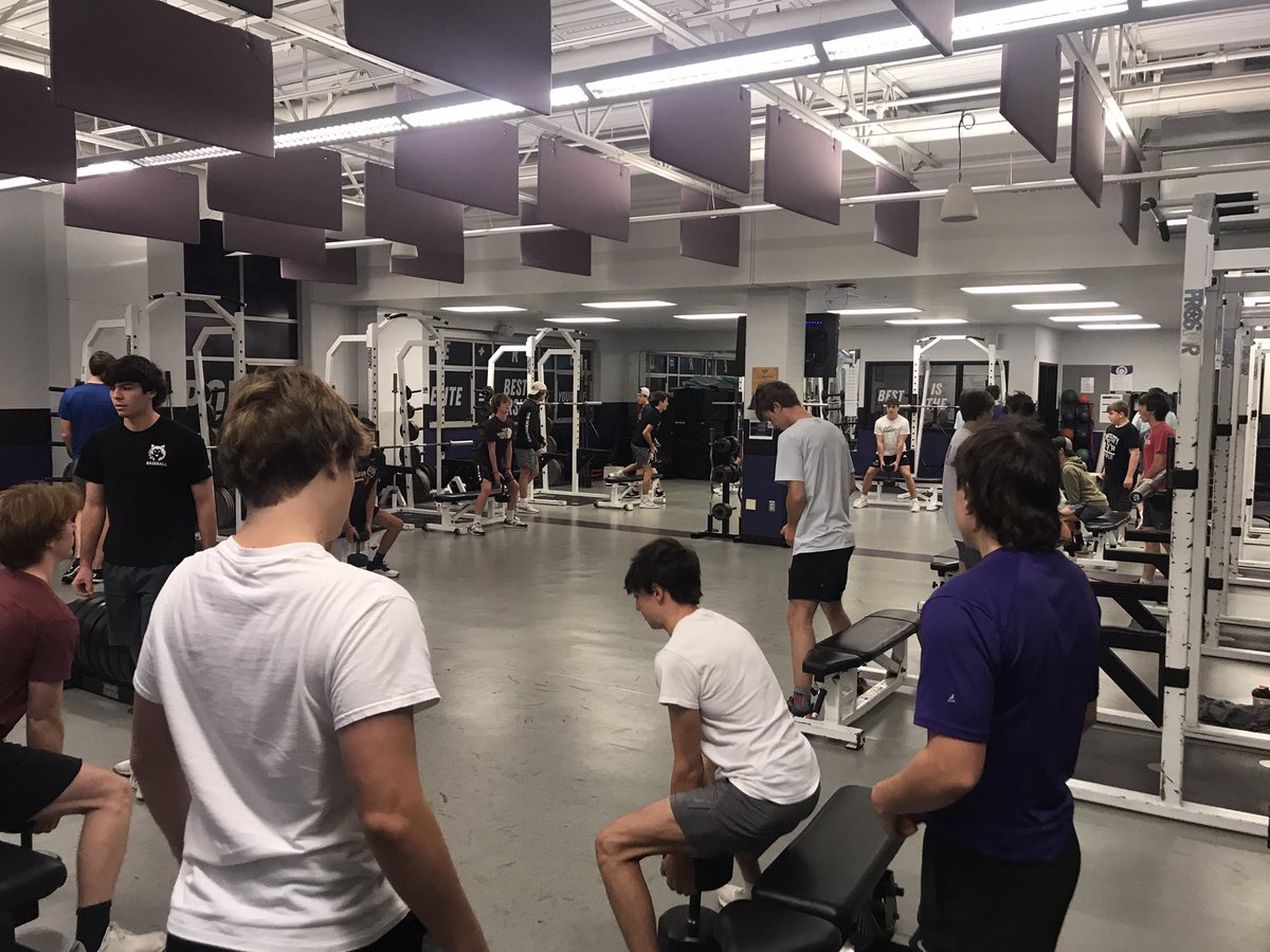 Great turnout this morning! 30+ guys being accountable and working towards a common goal! #skiesbaseball #ONENW