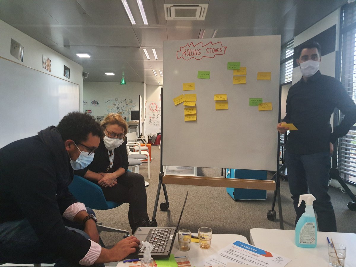 djahida_rebhi's tweet photo. 🚩1 ère journée du réseaux des #facilitateurs de la région #auvergnerhonesalpes impulsé par le @lab ARA et introduite par anne-sophie Attia.
💡15 structures présentes et
💡24 facilitateurs présents...vive la #facilitation power !!
#Moisdelinnovationpublique
#labara https://t.co/iFqiFTaYIW