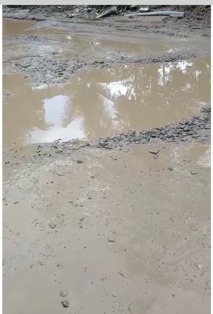 iikish's tweet photo. @bbmpcommr @BBMPCOMM @BBMPAdmn This is the state of the Bellandur - Doddakannelli road from past 6+ months! We have thousands of people using this road every day, including school buses. It's a huge accident waiting to happen! Can someone please act on it before it's too late? https://t.co/Dlvc9xiQ6g