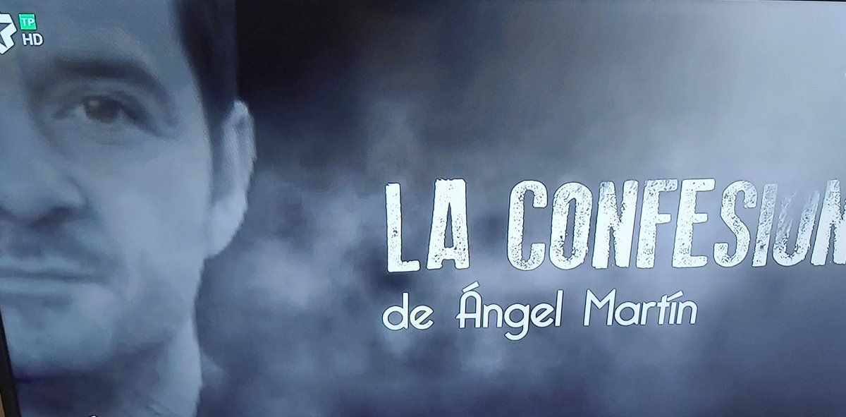 Paquita33465972's tweet image. No nos dijiste nada Ángel, hablaron de ti ayer en TeleMadrid. Me lo comentó mi hija, mamá, están hablando del chico que te gusta, el que habla tan rápido😊