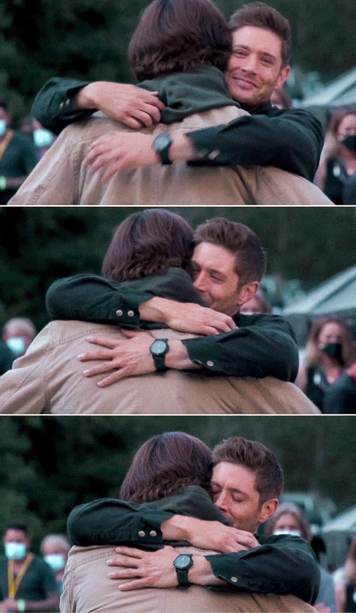 Gayled_it's tweet photo. #CarryOn Not only was there peace when you are done for Sam and Dean but also for Jared and Jensen. #Supernatural https://t.co/y9lokhy2EY