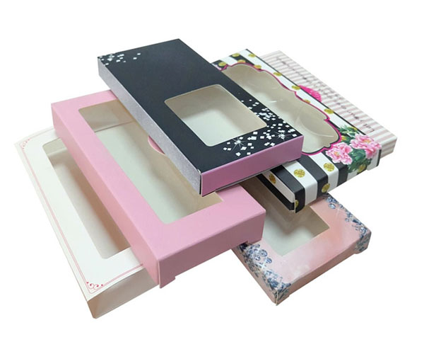 DonaldMax212's tweet image. It is not that hard to apply the lashes, all you need to do is simply take out the lashes from the Eyelash Boxes, put the eyelash glue, and apply. bit.ly/3wQW5KY

#customboxes #custompackaging #eyelashboxes