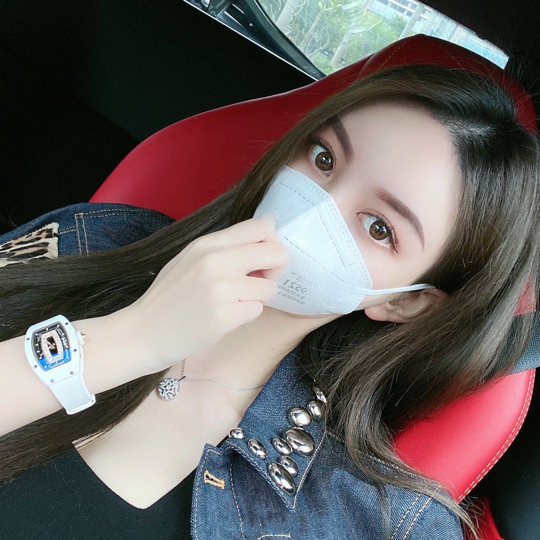 Jin gege tweet media