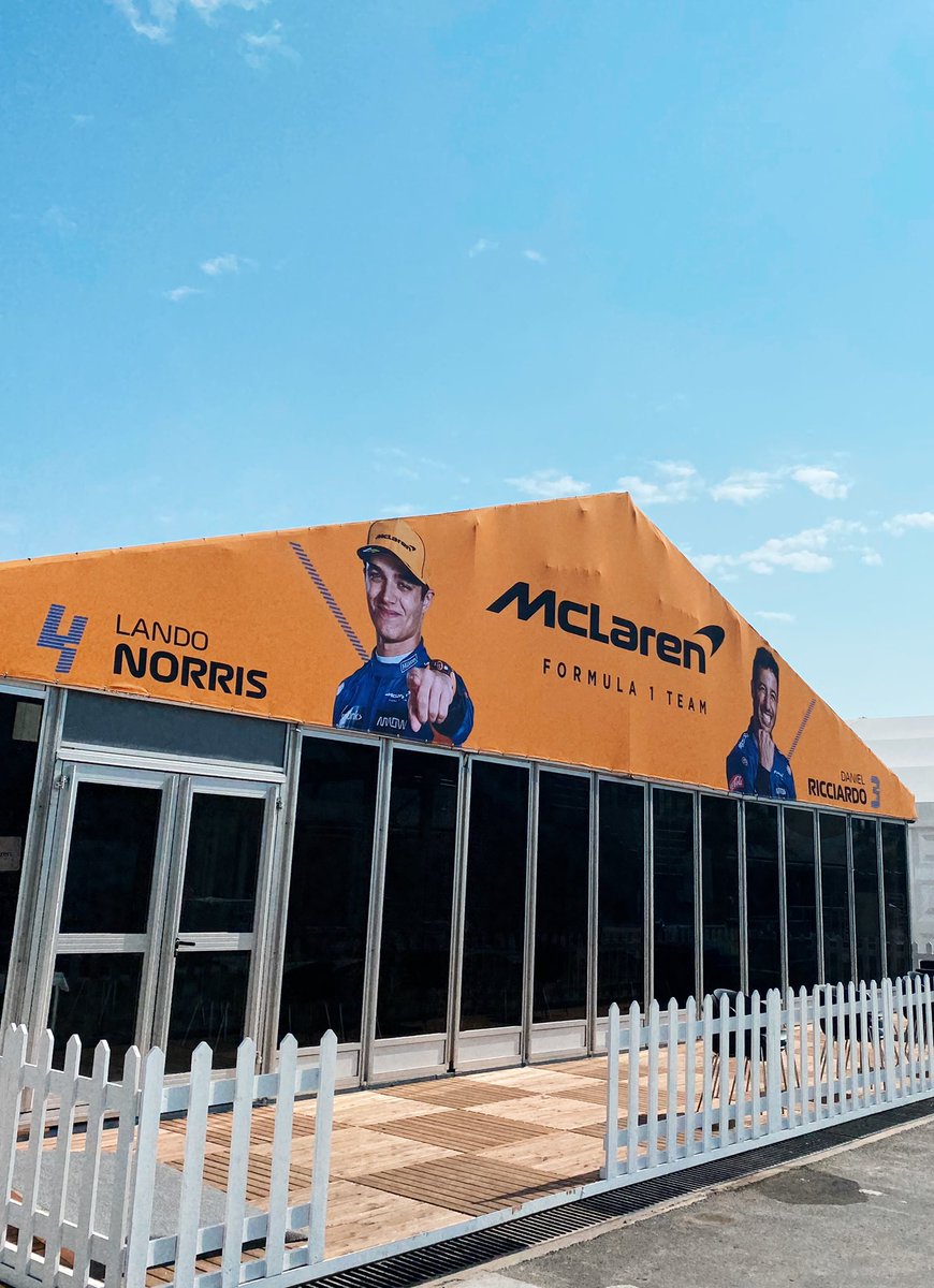 👋 <a href="/LandoNorris/">Lando Norris</a>, @DanielRicciardo. 

#QatarGP 🇶🇦