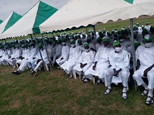 renoomokri's tweet photo. People were killed

Blood was spilled

By the same Buhari government who held a graduation party for so called repentant Boko Haram members, who have killed Nigerian civilians and soldiers?

Buhari must end up in prison after May 29, 2023 so help me God!

#LekkiMassacre #EndSARS https://t.co/IbEte8FvaL