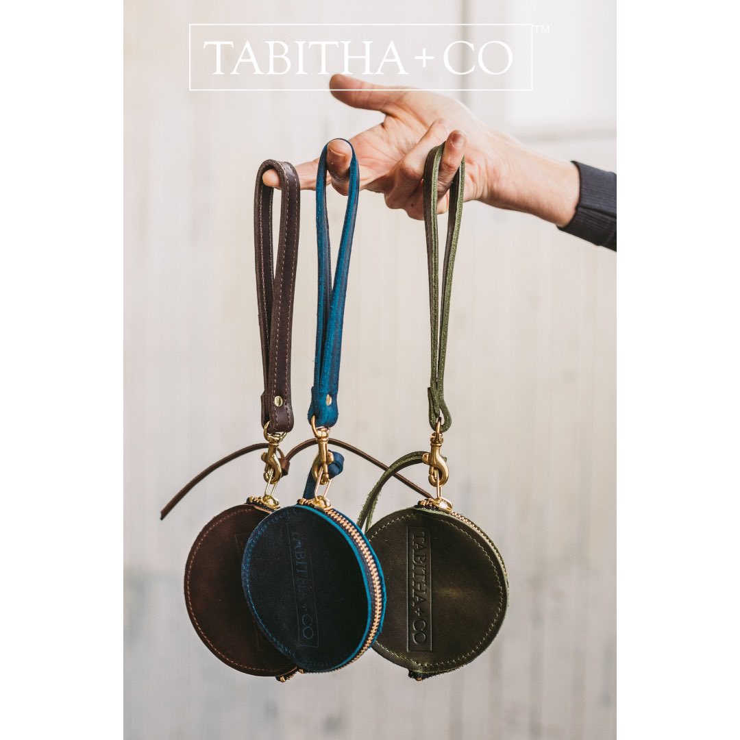tabithacompany's tweet photo. Having fun with Christine Whelan Photography and a few more of the Mini Tab & Cat Straps!
#TABITHACO #MindfullyMade #PremiumLeatherGoods #SlowFashion #BuyCraftOnline #CraftNS #CraftNB #CraftPEI #EastCoastStyle #TABITHACOmpany #IMadeYourBag #MadeInNovaScotia #MadeInCanada https://t.co/oUadVuQgYY