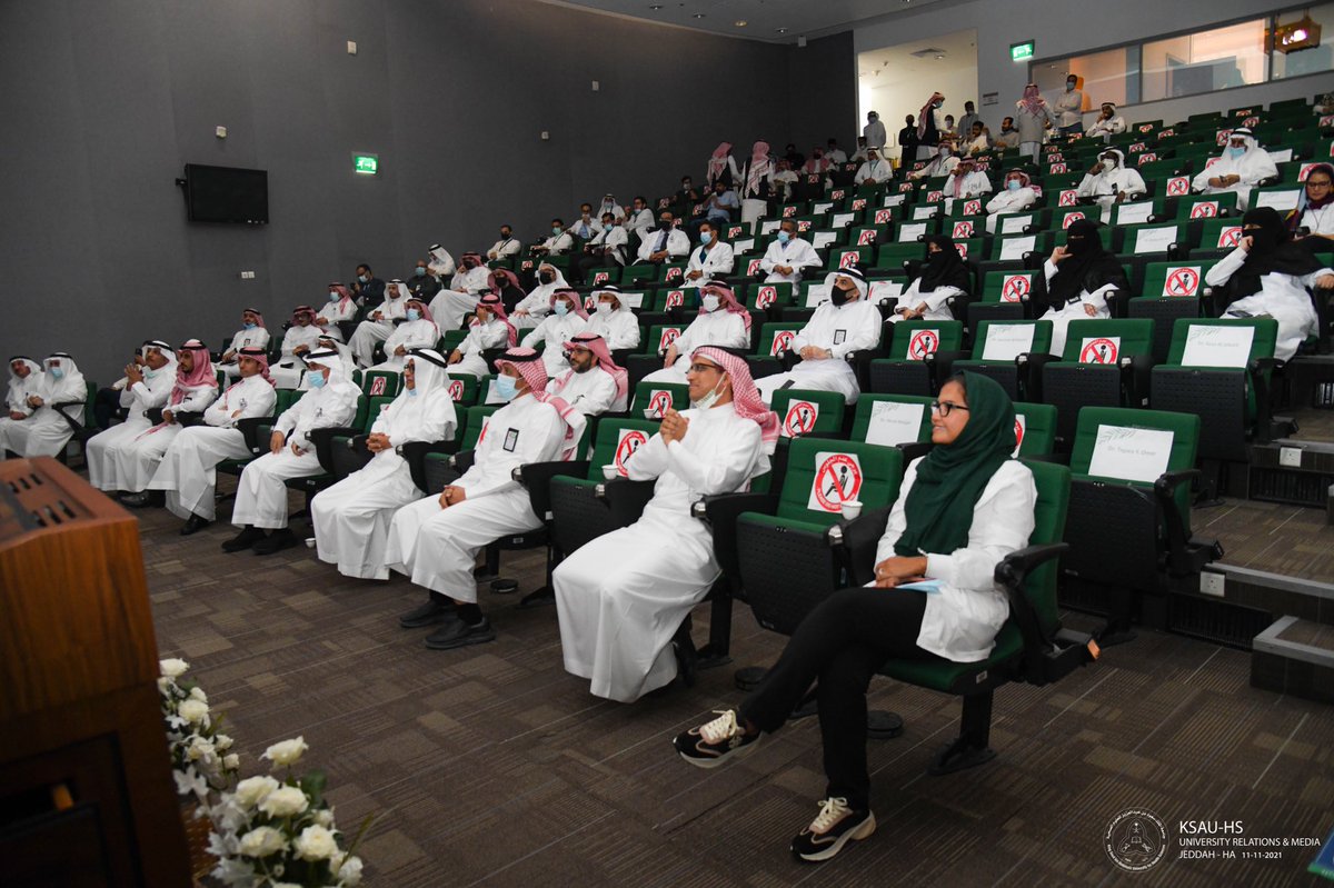 KSAUHS_JD's tweet photo. حفل الوفاء والعرفان لسعادة الدكتورة نسرين جستنية وسعادة الدكتور مبارك آل منصور.
التغطية المصورة:
https://t.co/JgzpVHF87v
@dr_nisreen 
@MMALMAN https://t.co/xOoHM6NEgy