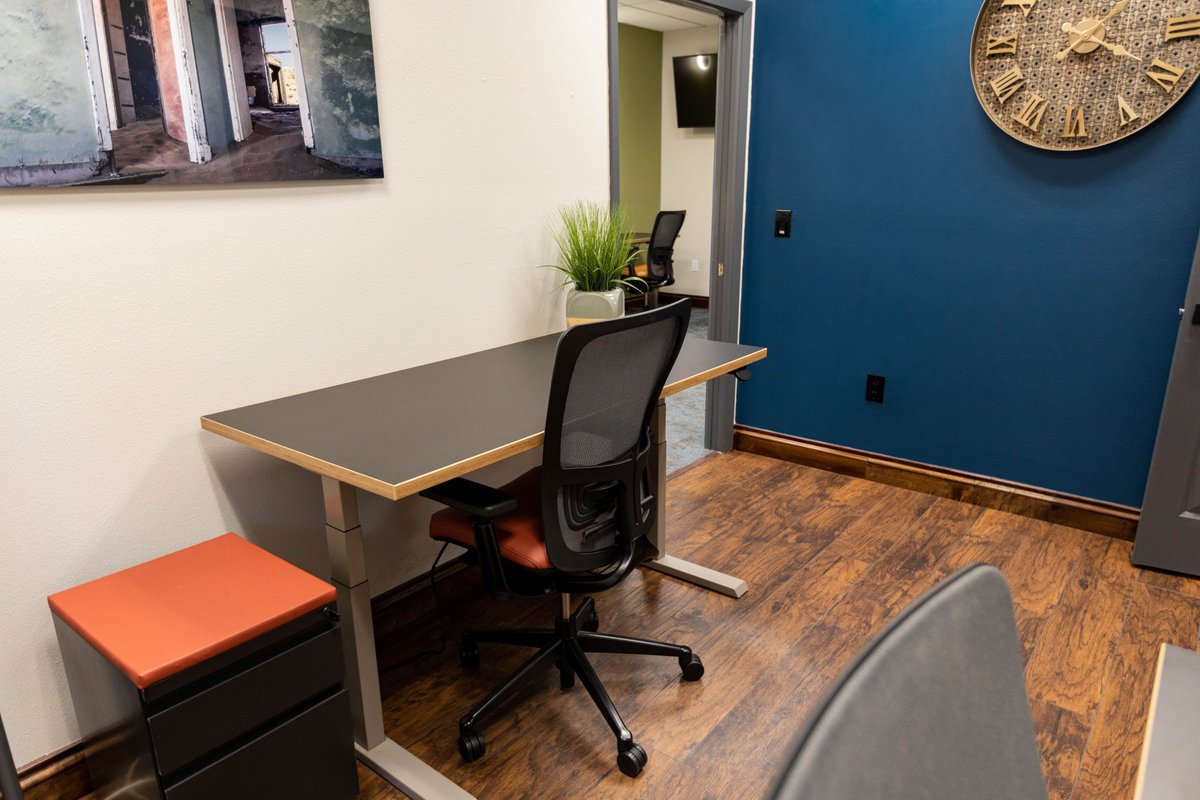 fournco's tweet photo. 4 &amp; Co Coworking Spaces on #Google https://t.co/mYHopb4VD1 

Could be YOUR team office, message to find out more. https://t.co/tBYjgxSNne