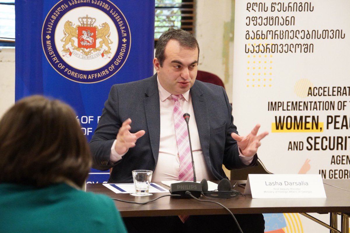 LashaDarsalia2's tweet photo. .@MFAgovge hosted a roundtable discussion w/CSOs & IDP women on #GenevaDiscussions & #WomenPeaceSecurity agenda, w/support of @UN_Women.
Great discussion w/excellent interventions frm distinguished panelists on #WPS &valuable inputs frm 🇬🇪CivilSociety.
@EUMMGeorgia
@unhcr https://t.co/YCvHWyC7Ei