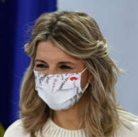 ValdescaBB's tweet photo. Tomando decisiones políticas sobre pandemia 
y no saben ni por donde va el virus.
NI UNO CON FFP2 de diadema.
Todos con orejeras. Quirúrgicas imposibles de ajustar.
Pero van a decidir por ti, por tu vida.
#CovidVaPorElAire
#GobiernoDimision https://t.co/ChD5i8rtHn