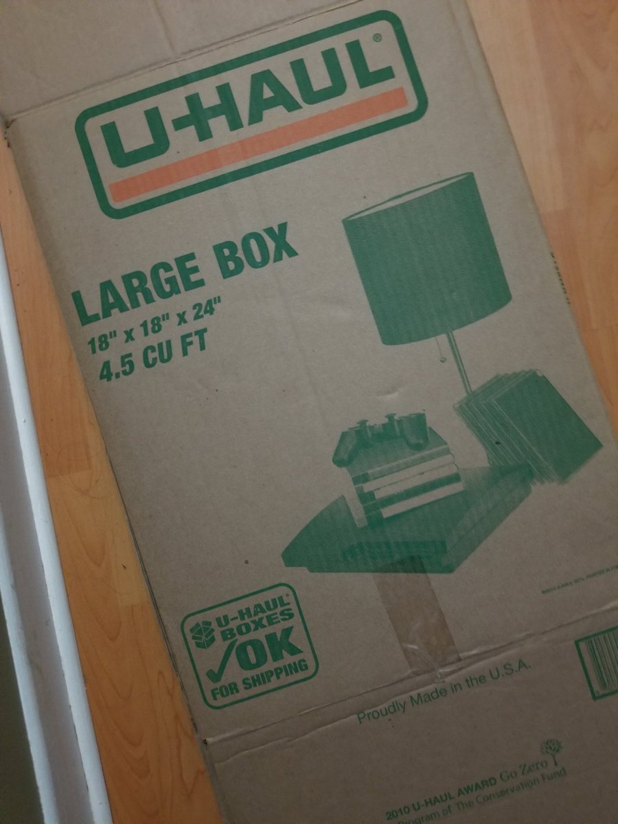 RenessacareenC's tweet photo. After buying my own house at 24 ..splitting up 12 yrs later and it taking 8 years to get my ex out of the house ( that I put the downpayment on btw ) .. and moving multiple times since ,here's hoping this is the last move and never having to rent again . #IOwnTooMuchStuff https://t.co/8MKyJlLECk