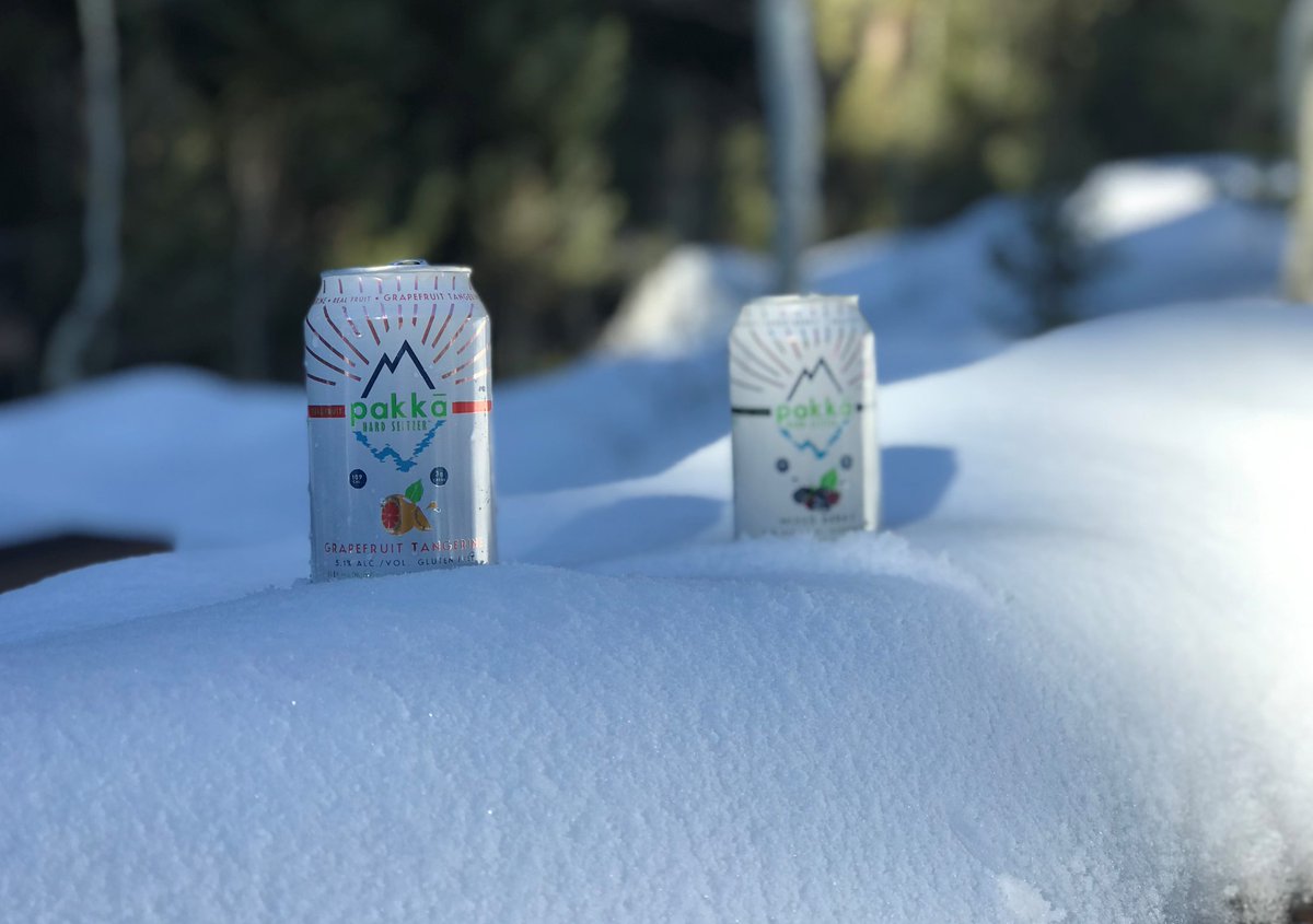 pakkaseltzer's tweet photo. Looking for a hard seltzer that doesn't use artificial ingredients? Look no further. We never real fruit puree to create all four of our flavors! Learn more about our seltzers on our website, https://t.co/delKrcJcjq.

#BePakka #HardSeltzer #GlutenFree #RealFruit #nonGMO #Natural https://t.co/Z4rVHdJFwU