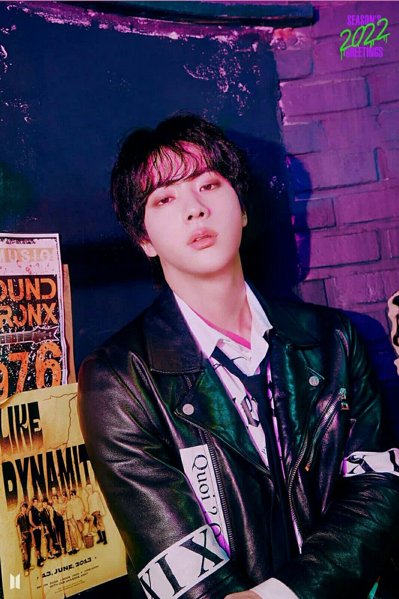 Yours by Jin en BB #1 Billboard World Digital Song Sales #2 Billboard Digital Song Sales #4 Billboard Emerging Artists #12 Billboard Bubbling Under Hot 100 #67 Billboard Global 200 Excl. US #90 Billboard Global 200 #97 Billboard Artist 100 I vote for #bts for #MAMAVOTE @BTS_twt