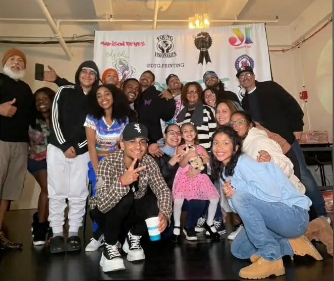 jadahmupdates's tweet photo. 📸 DIGAM XISSSSS! 

Mais fotos do segundo dia da The Bestie Tour em NY! 

©️ @/mr.reyes718 via stories https://t.co/N9iPxTTqVV