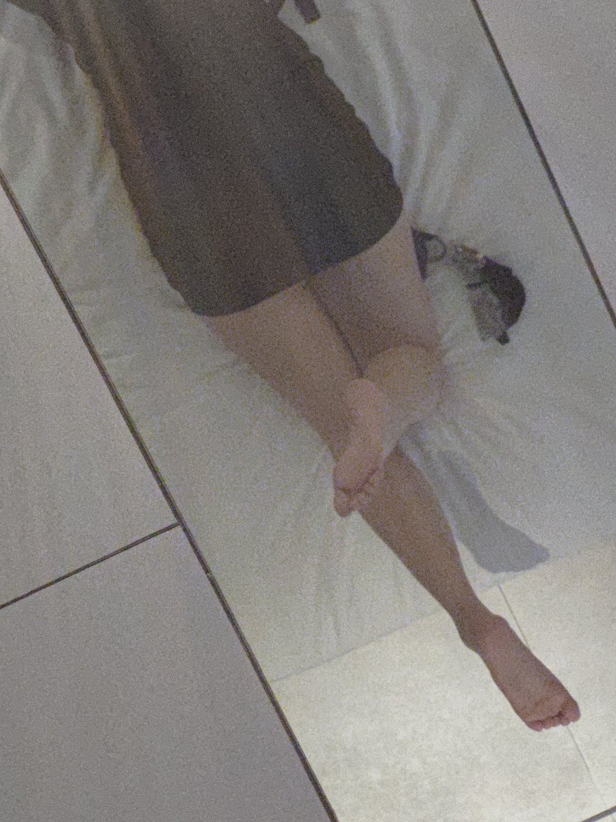 iris920123's tweet photo. 天花板有鏡子 🌚♥️
是什麼神仙設計
誰懂？🤭 https://t.co/u9nDisdiek